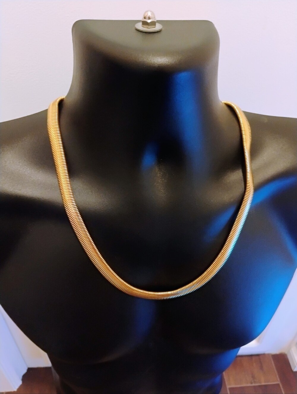 Vintage Luxurious Serpentine Snake Link Gold Toned Women's Necklace